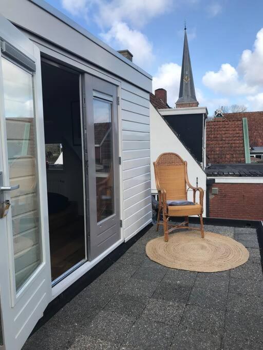 Stijlvol & Lief Onthaast-Huisje Met Piano, Tv En Wifi Holwerd Exterior photo